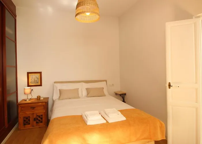 Del Parque Flats Alamos Terraza דירה מאלגה